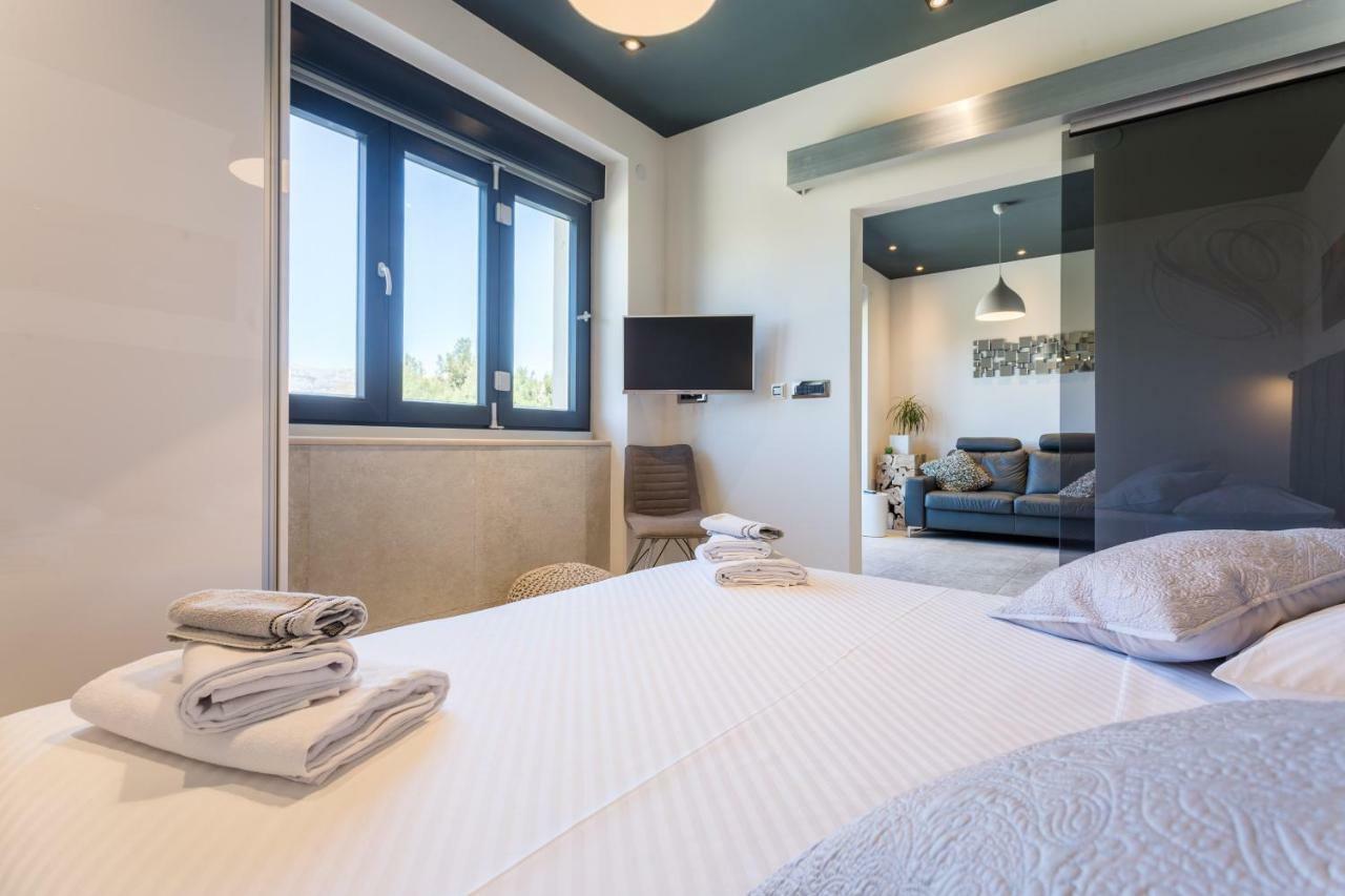 New Apartment Parkview/Cityview สปลิท ภายนอก รูปภาพ