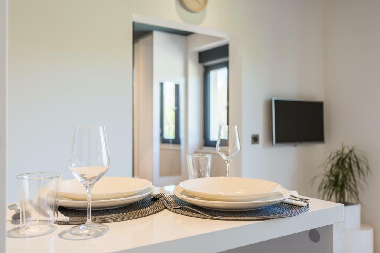 New Apartment Parkview/Cityview สปลิท ภายนอก รูปภาพ
