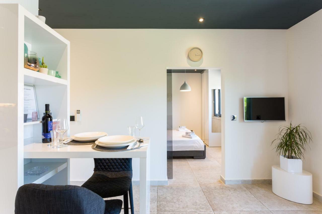 New Apartment Parkview/Cityview สปลิท ภายนอก รูปภาพ